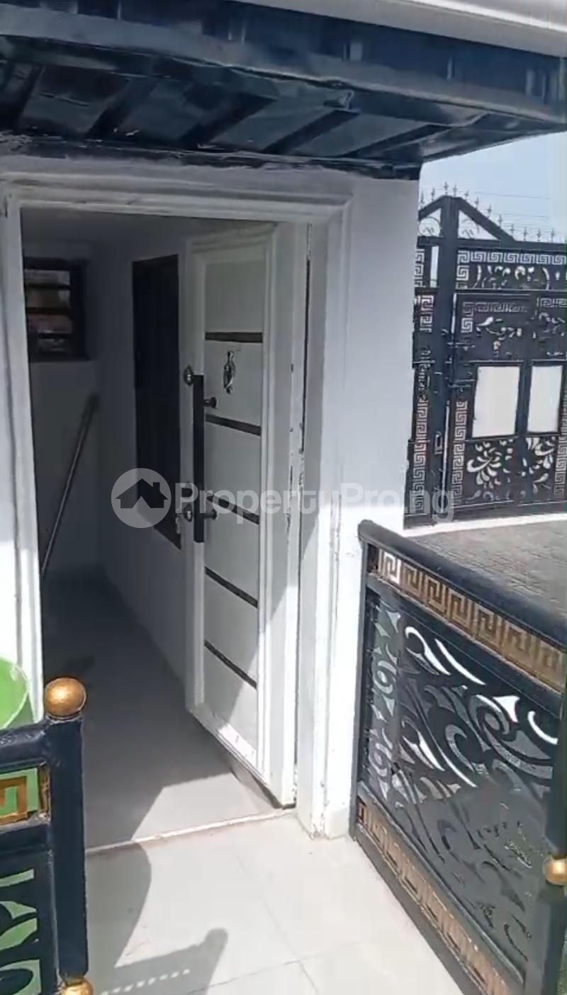 1 bedroom Flat / Apartment for rent Orilowo Ejigbo Lagos - 3