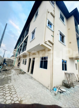 1 bedroom Flat / Apartment for rent Oshipitan Street Pedro Shomolu Shomolu Lagos