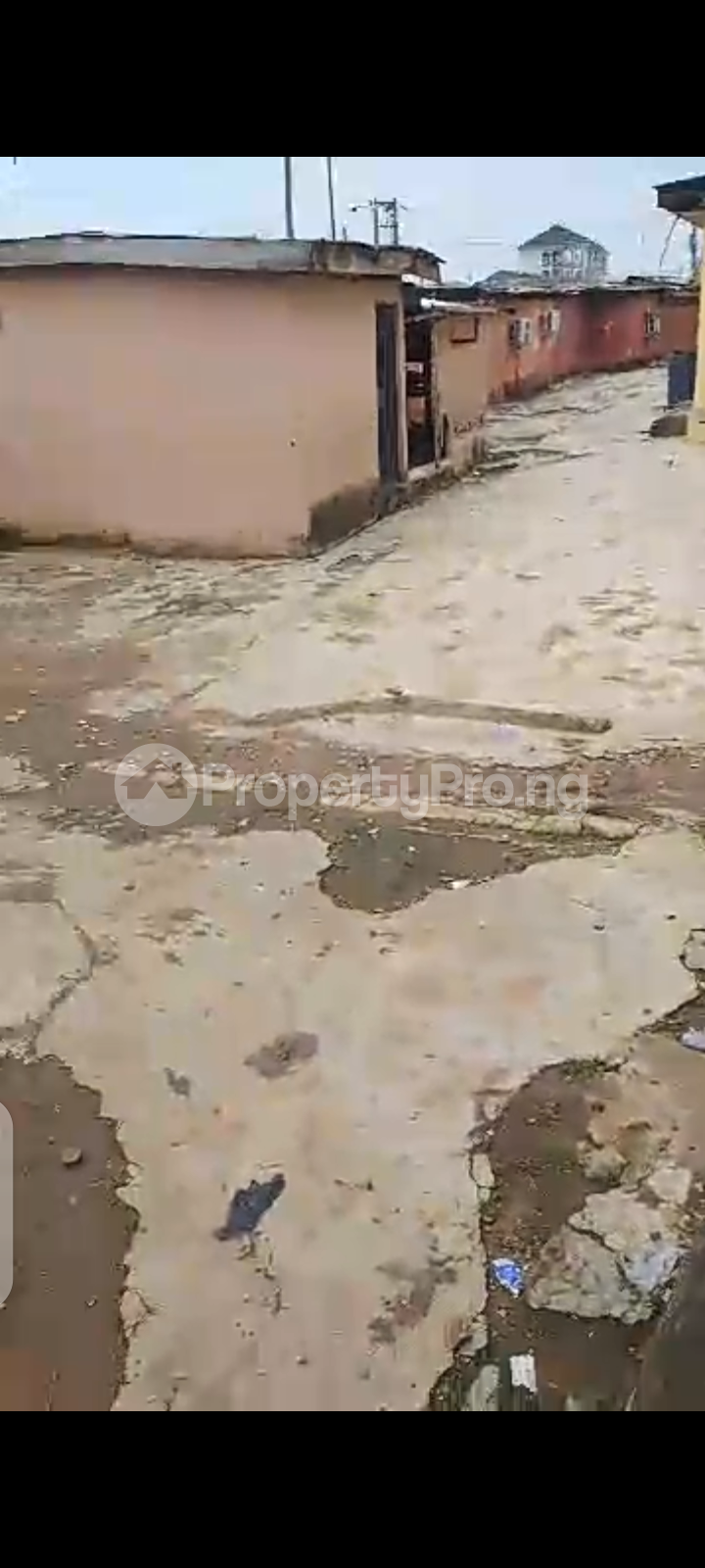 Flat / Apartment for rent Liasu Road Egbe/Idimu Lagos