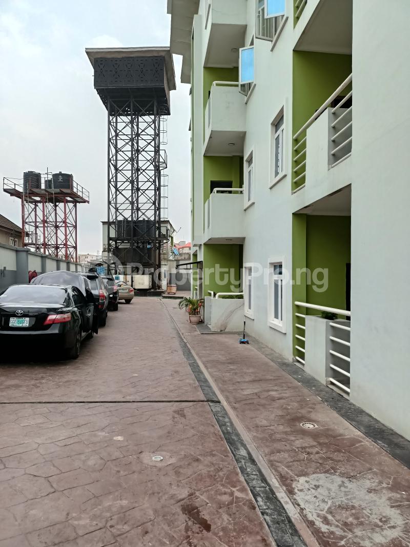 Flat / Apartment for rent Arowojobe Estate Mende Maryland Lagos