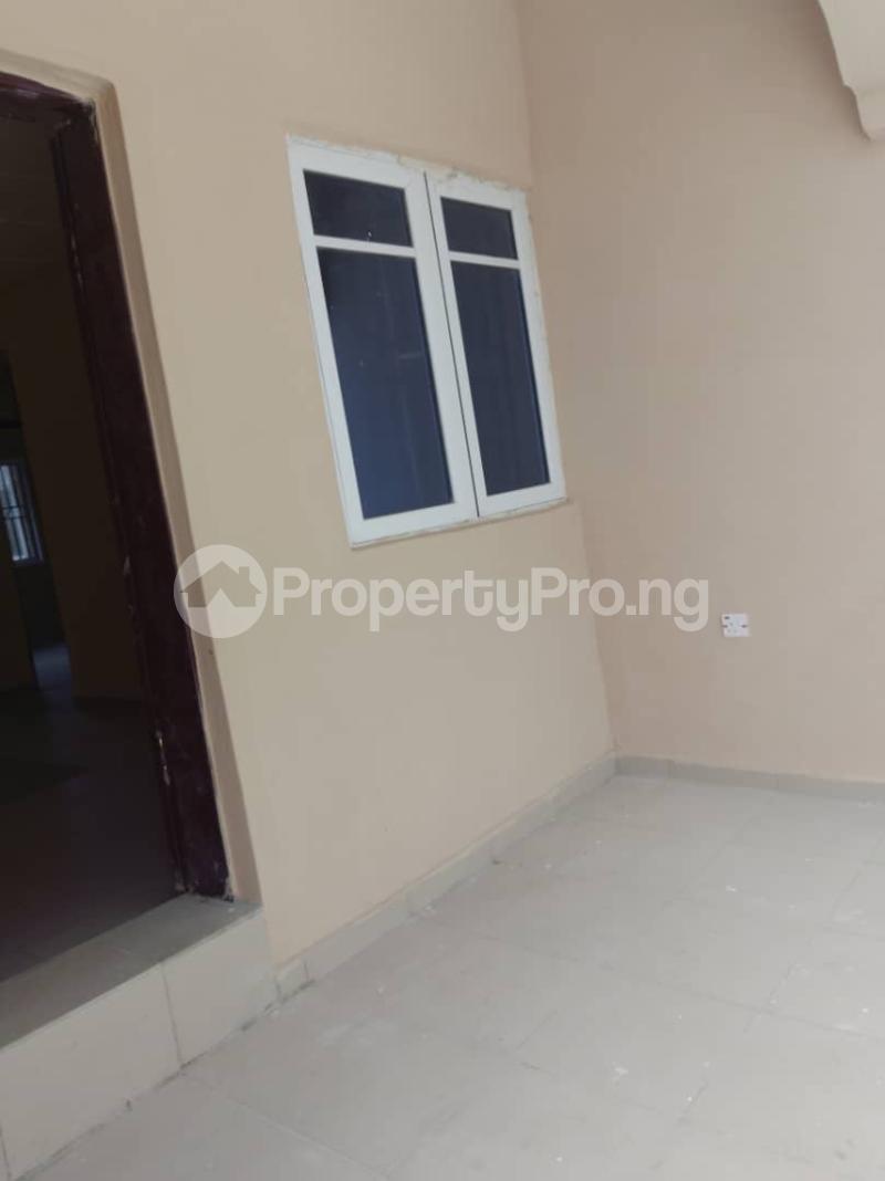 Flat / Apartment for rent Oke Ibukun, Elebu Oluyole Extension Akala Express Ibadan Oyo - 2