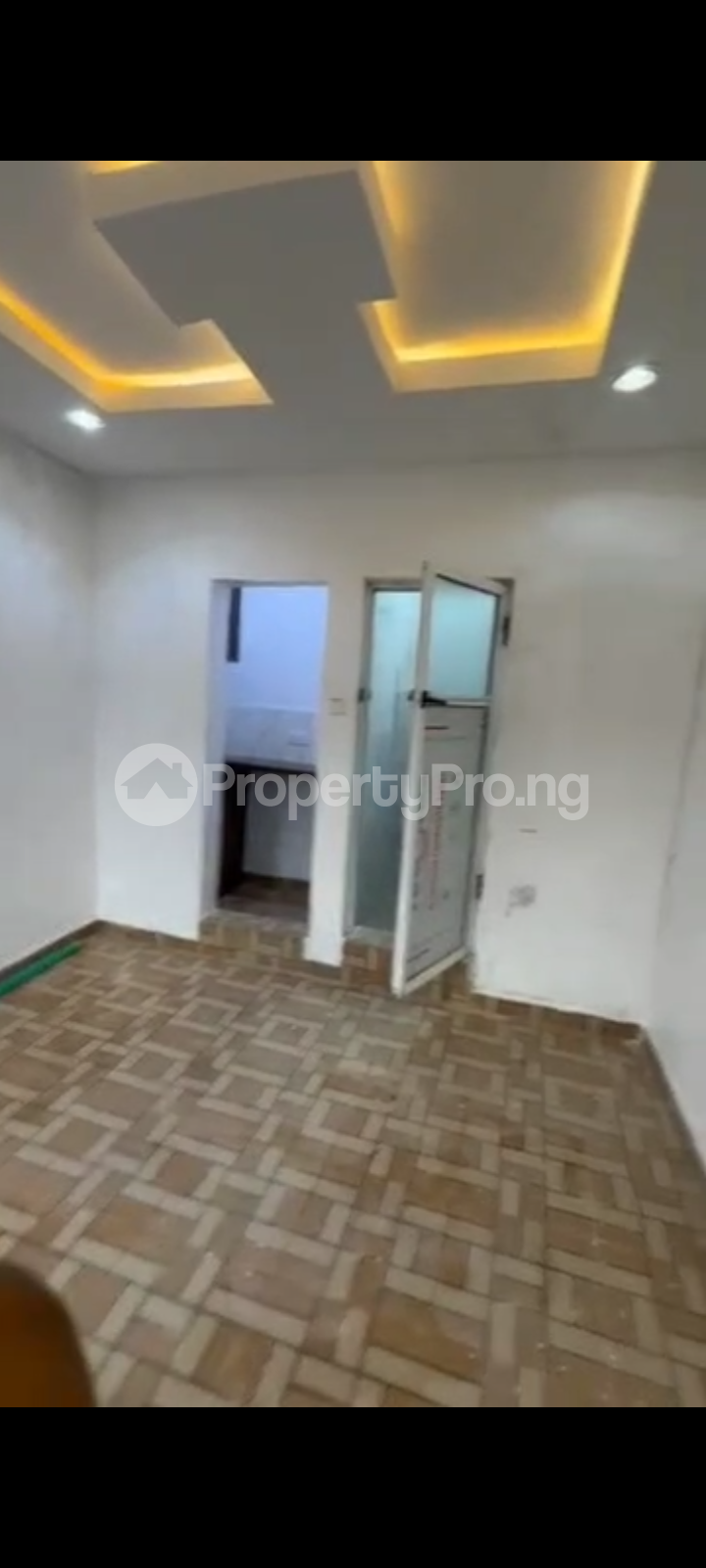 1 bedroom Flat / Apartment for rent Pedro Shomolu Shomolu Shomolu Lagos