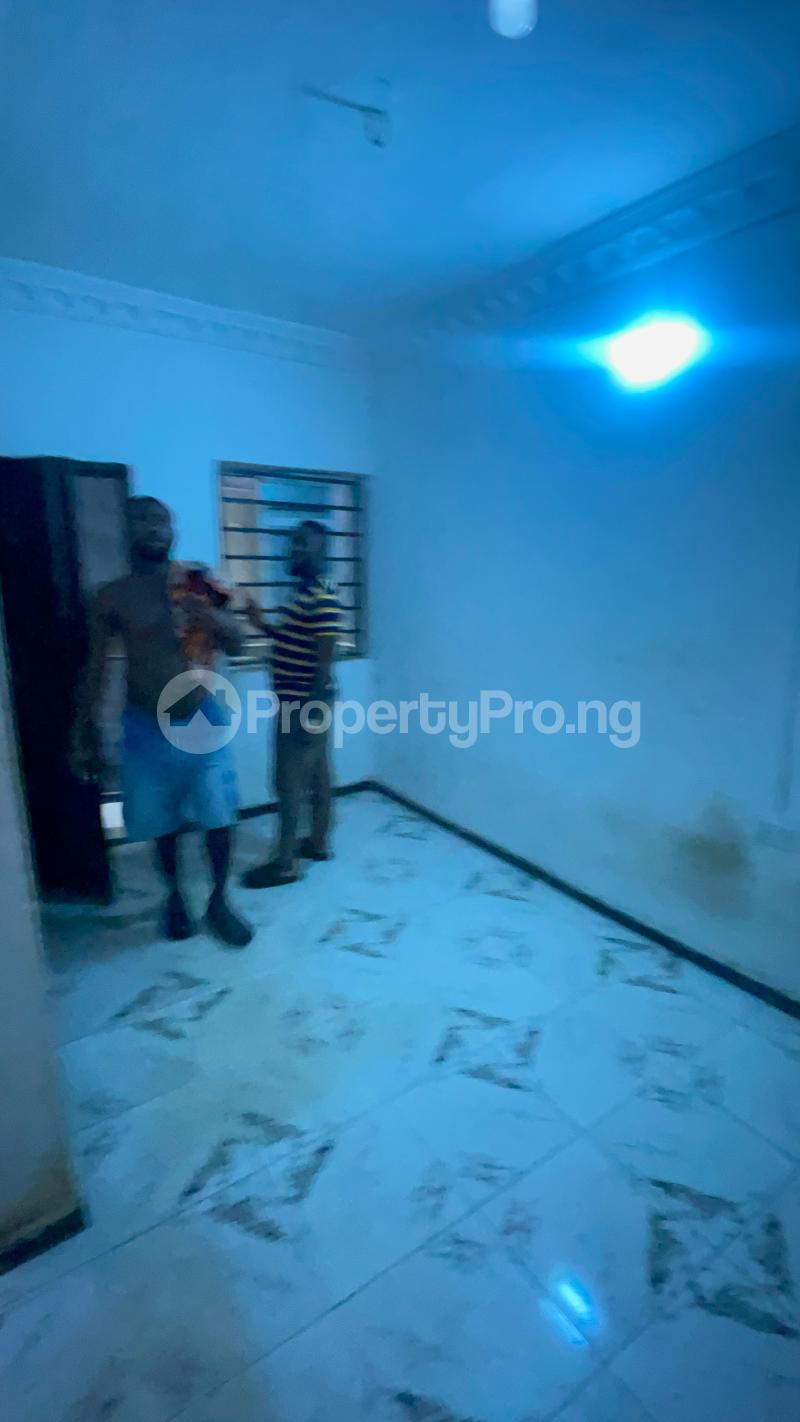 Flat / Apartment for rent Mafoluku Oshodi Lagos