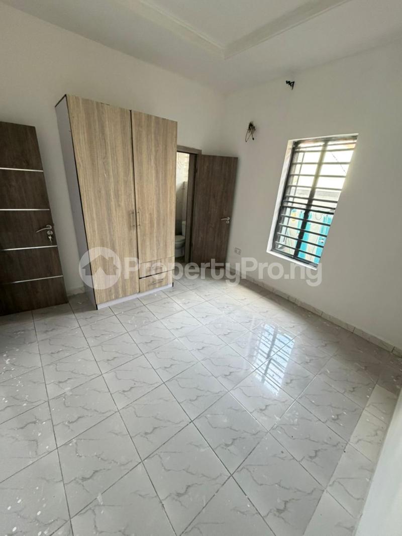 1 bedroom Flat / Apartment for rent Ologolo Lekki Lagos