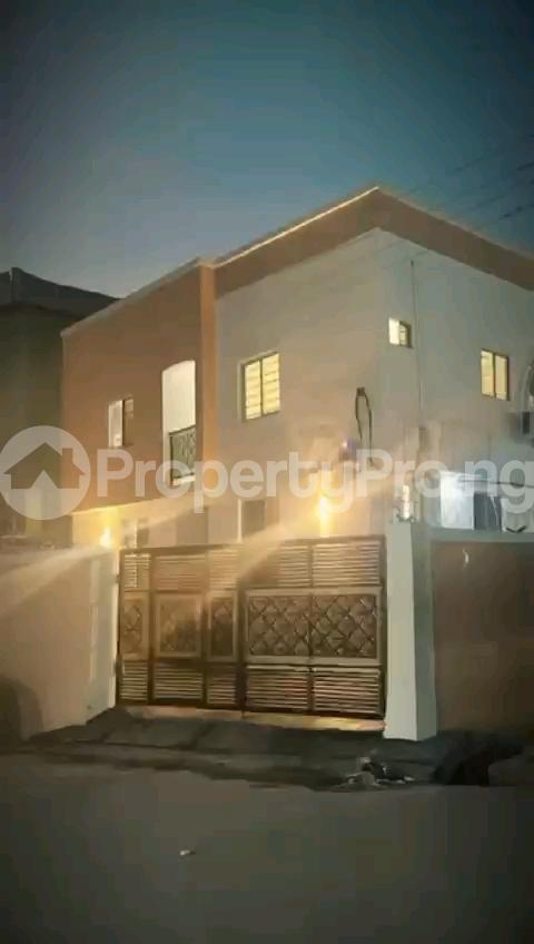 Flat / Apartment for sale Akilo, Via Pedro Gbagada Lagos