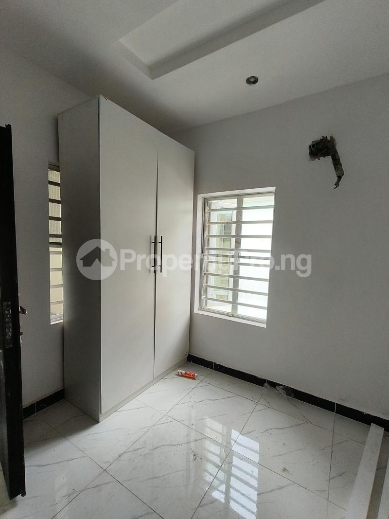 1 bedroom Flat / Apartment for rent In An Estate At Maryland, Lagos. Maryland Lagos