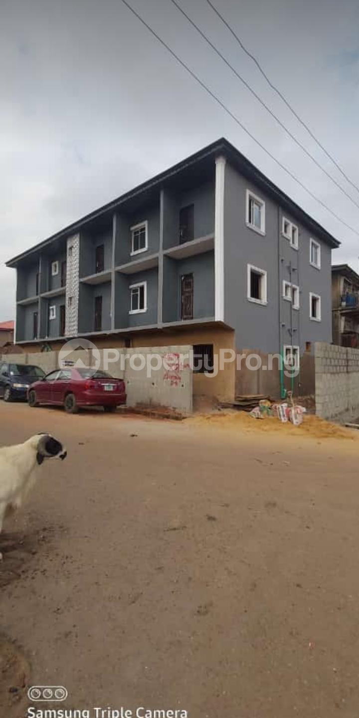 Flat / Apartment for rent Shomolu Fola Agoro Yaba Lagos