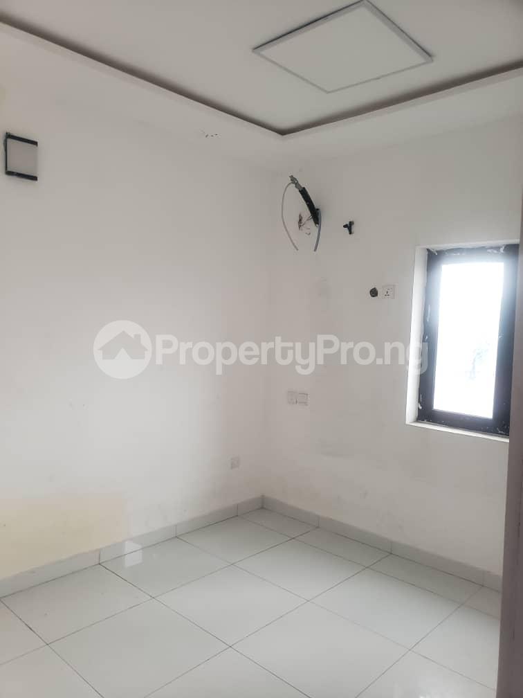 Flat / Apartment for sale Jibowu Yaba Lagos