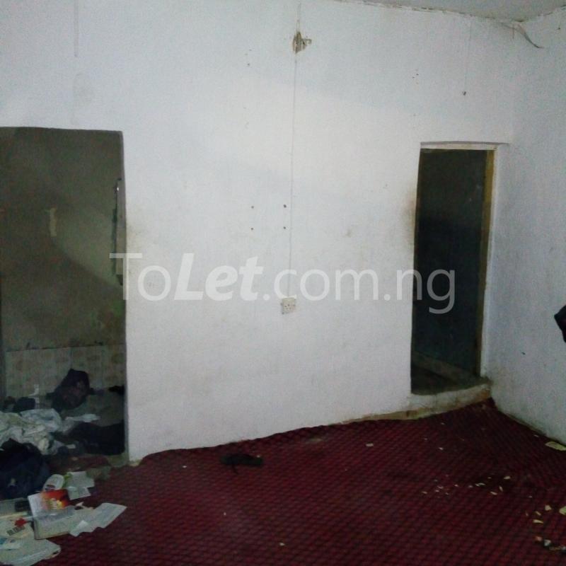 1 bedroom Flat / Apartment for rent Adetayo Osho, Akoka Yaba Lagos