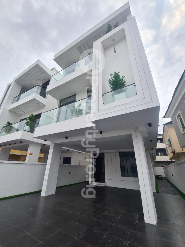 5 bedroom House for sale Bera Estate, chevron Lekki Lagos