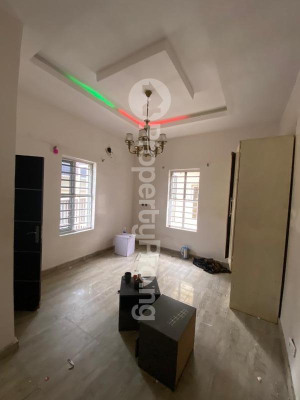 Flat / Apartment for rent  Osapa london Lekki Lagos - 2