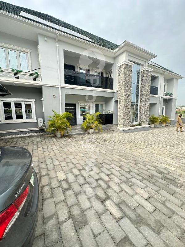 2 bedroom Flat / Apartment for shortlet Airport Rd Lugbe Abuja