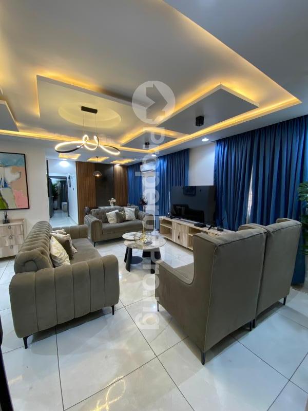 3 bedroom Flat / Apartment for shortlet Adekunle Yaba Lagos