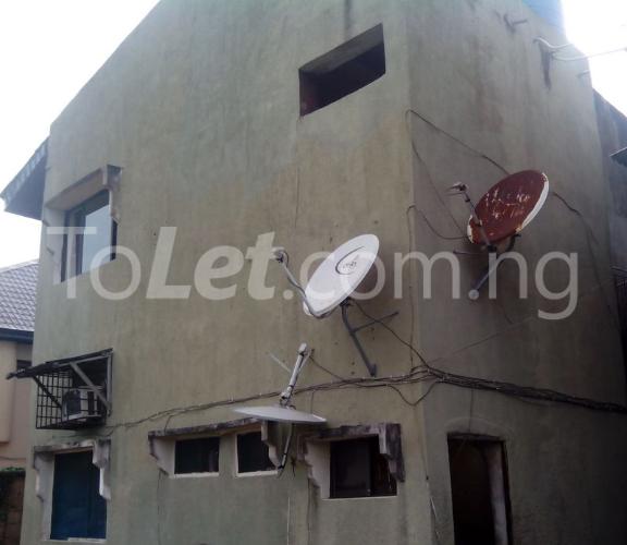 3 bedroom Flat / Apartment for rent 22, Alonge Streeet, Iyana Oworo Shomolu Shomolu Lagos