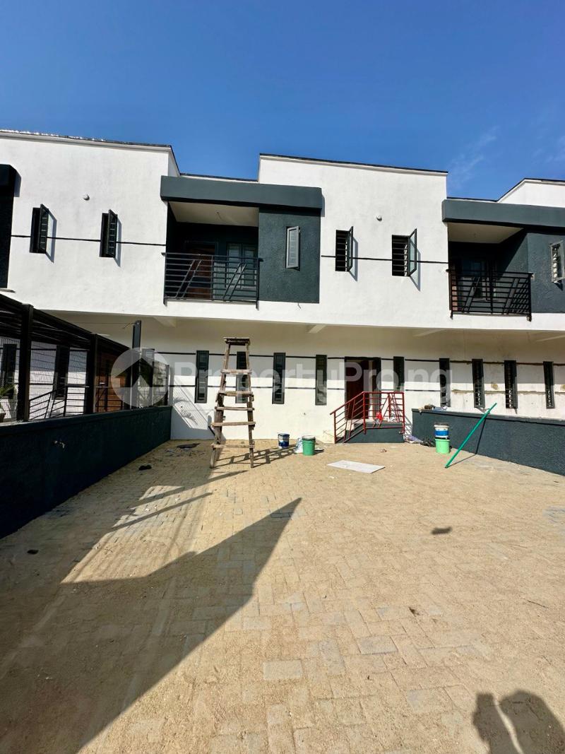 3 bedroom House for sale Thomas Estate Ajah Lekki Phase 2 Lekki Lagos
