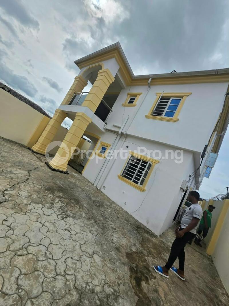 4 bedroom House for rent Isefun Ipaja Lagos