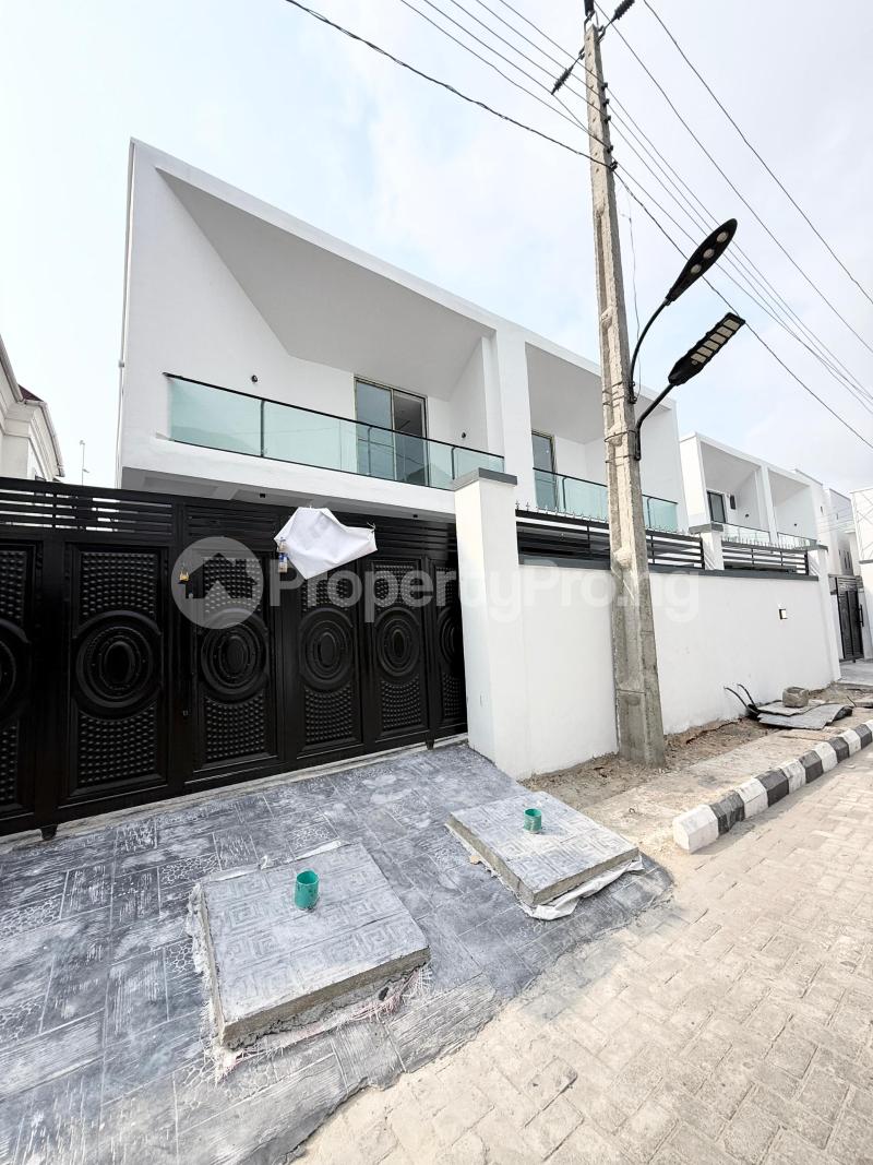4 bedroom House for sale chevron Lekki Lagos