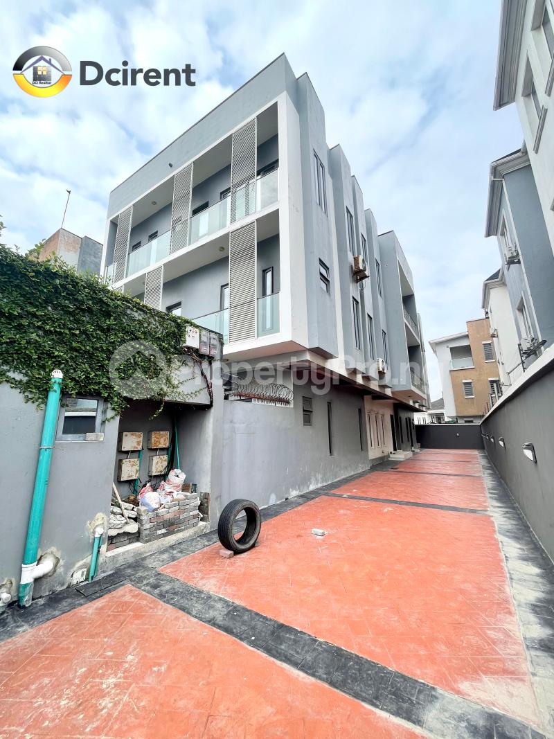 4 bedroom House for rent Ikate Lekki Lagos