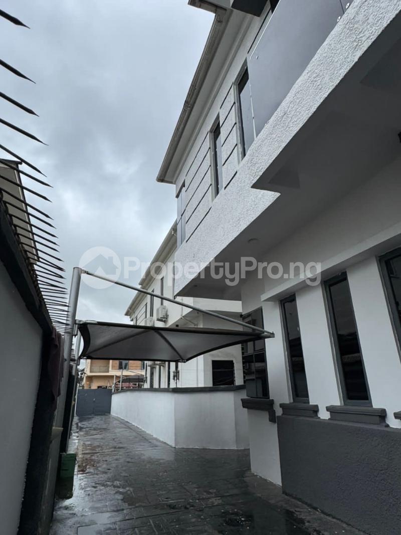 5 bedroom House for rent Chevron Lekki Lagos