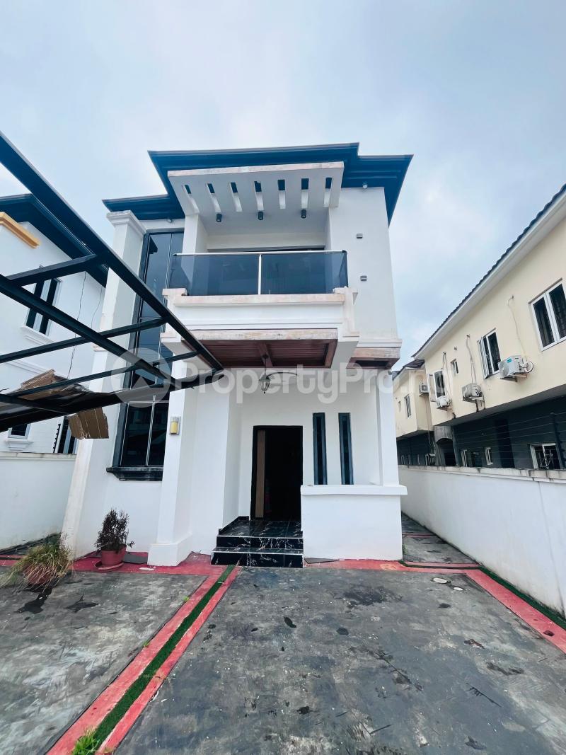 5 bedroom House for rent Ikota Lekki Lagos