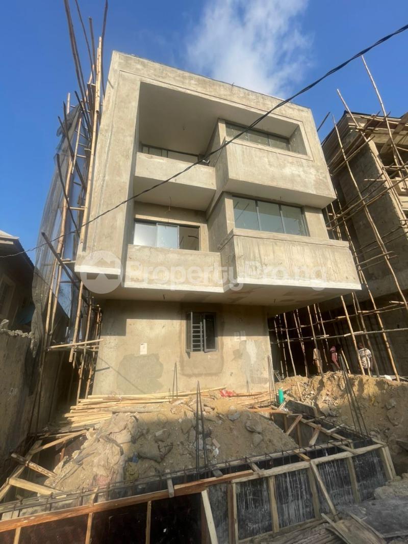 1 bedroom Flat / Apartment for sale Surulere Lagos