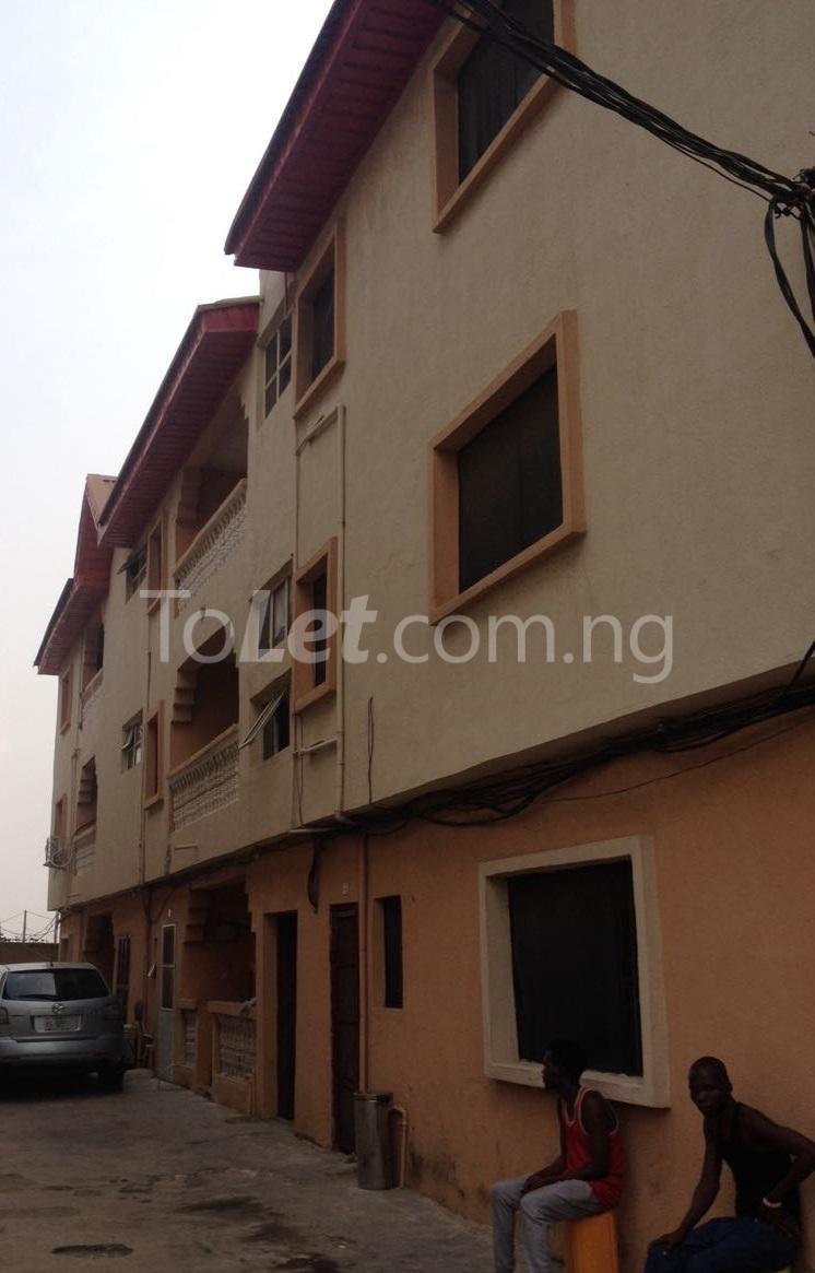1 bedroom Flat / Apartment for rent Ado Road Ajah Lagos