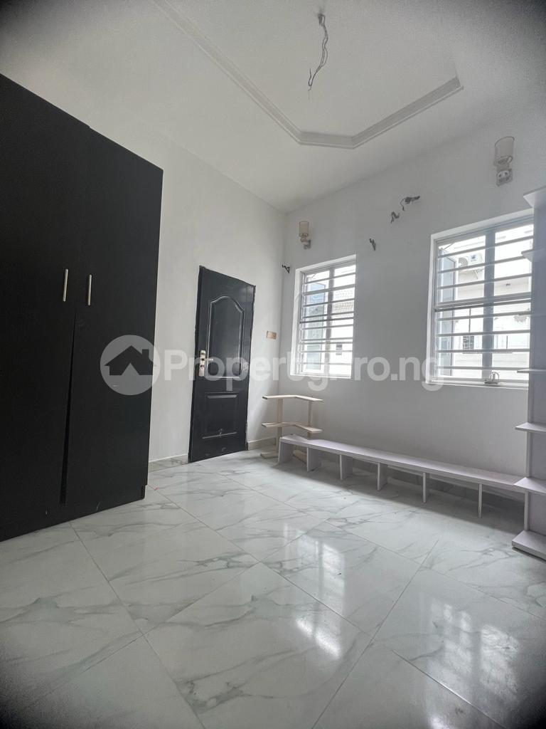 1 bedroom Flat / Apartment for rent chevron Lekki Lagos