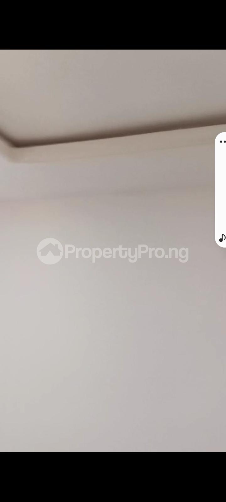 1 bedroom House for rent Street Apo Abuja