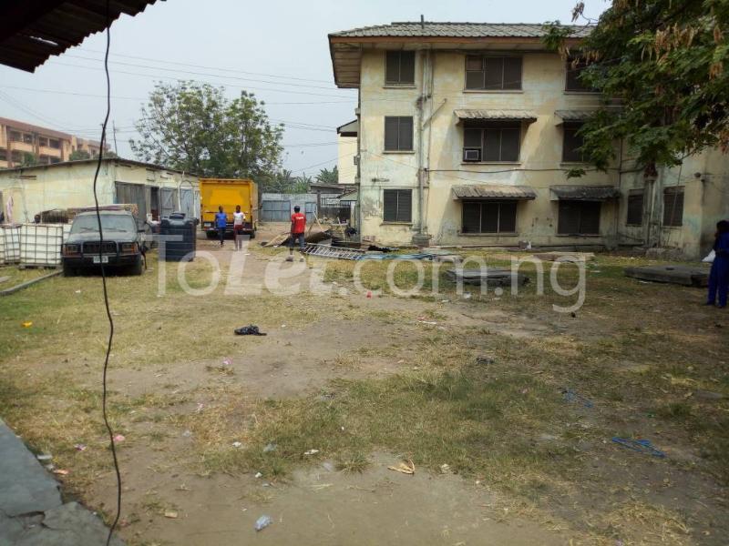 1 bedroom Flat / Apartment for rent   Abule-Oja Yaba Lagos - 0