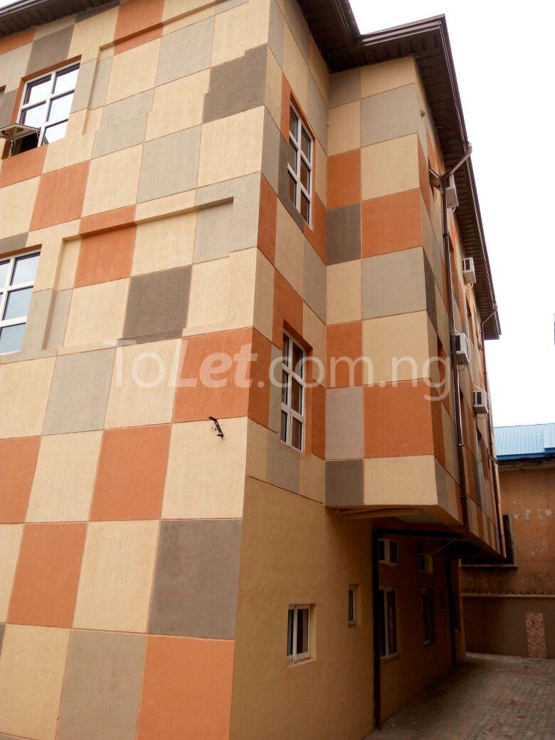 1 bedroom Flat / Apartment for rent Akoka Akoka Yaba Lagos
