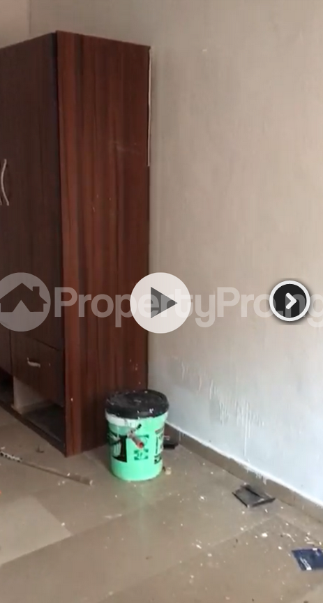 1 bedroom Flat / Apartment for rent Abule-Oja Yaba Lagos