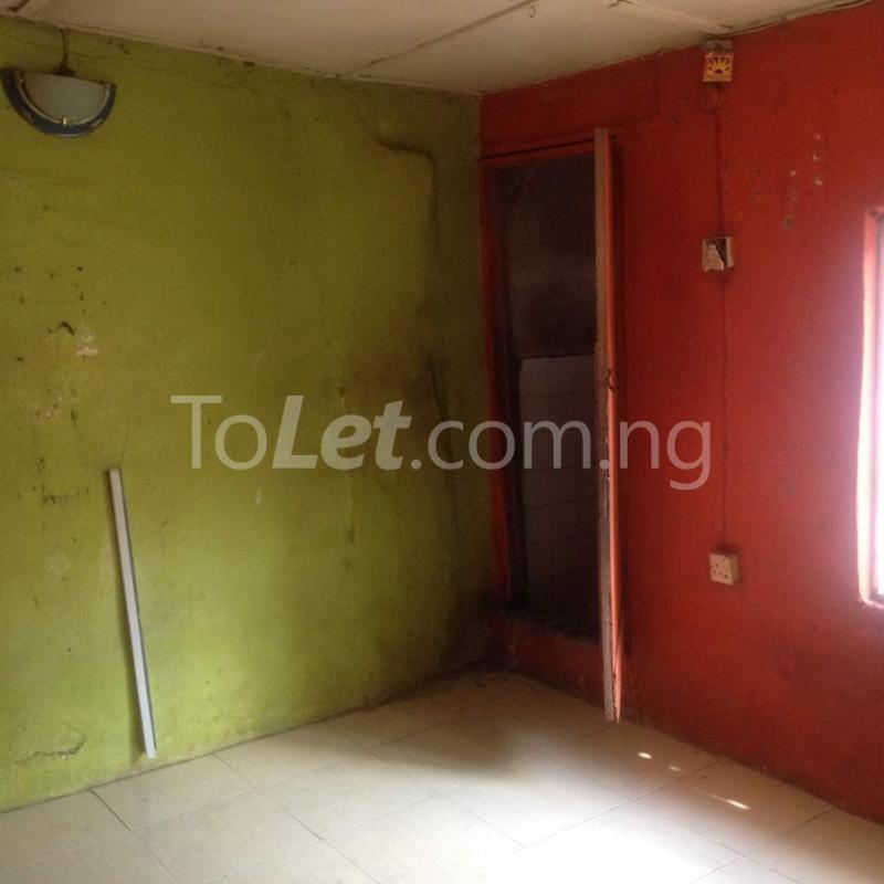 Flat / Apartment for rent Off Randle Avenue Randle Avenue Surulere Lagos
