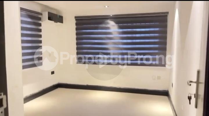 1 bedroom Commercial Property for rent By Old Ikoyi Road, Ikoyi, Lagos Ikoyi Lagos
