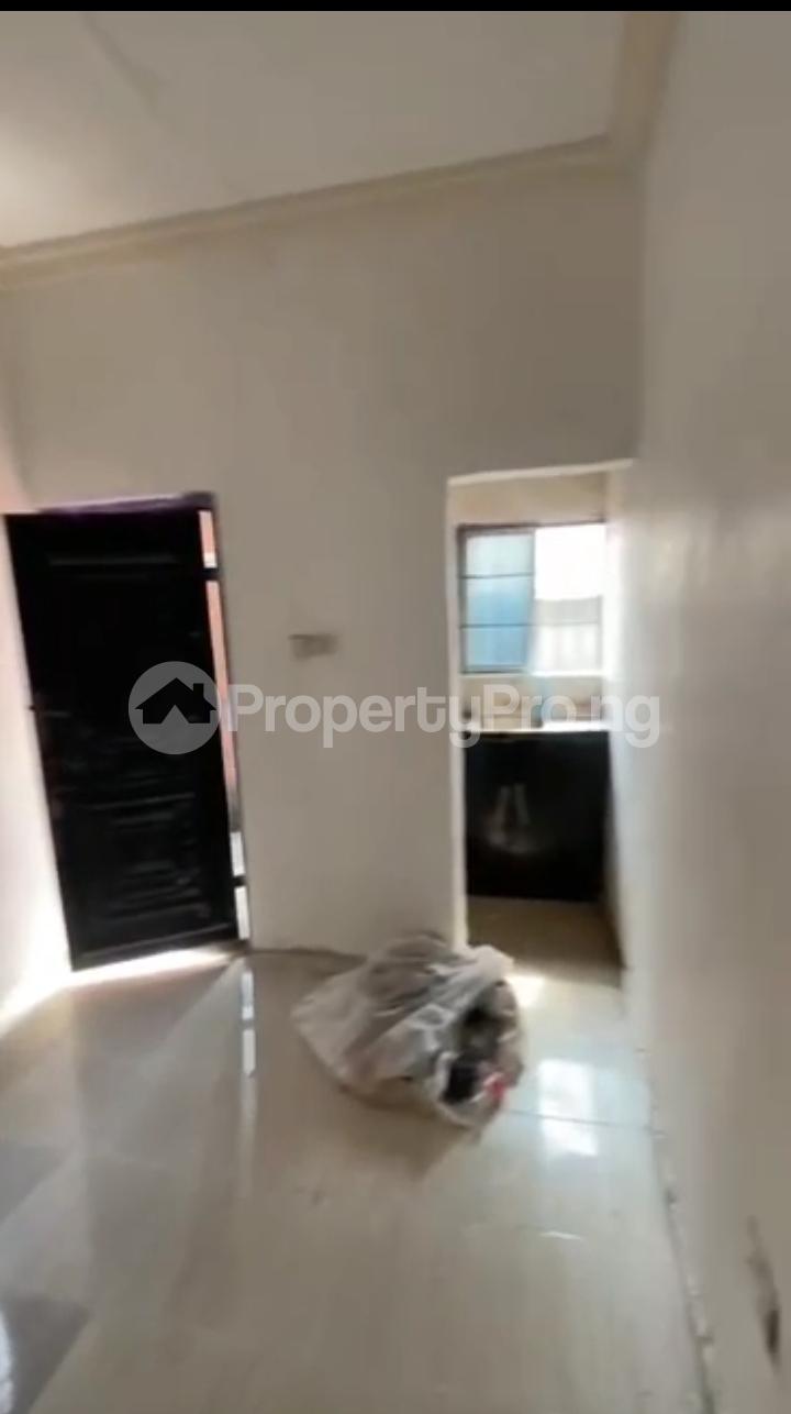 1 bedroom Flat / Apartment for rent Off Ogudu Road, Ogudu Lagos