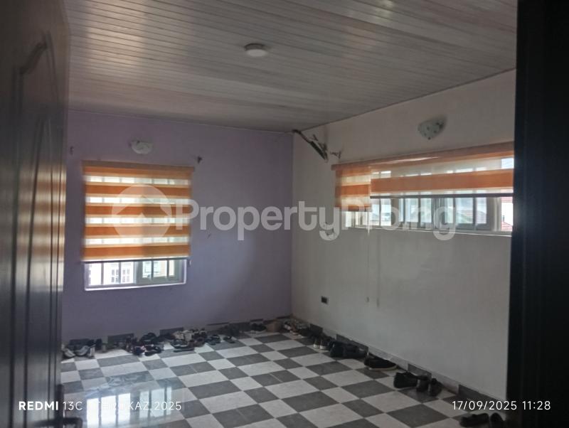 1 bedroom Flat / Apartment for rent Mayfair Awoyaya Ajah Lagos - 0