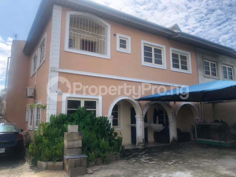 2 bedroom Flat / Apartment for rent Estate Lekki Phase 1 Lekki Lagos