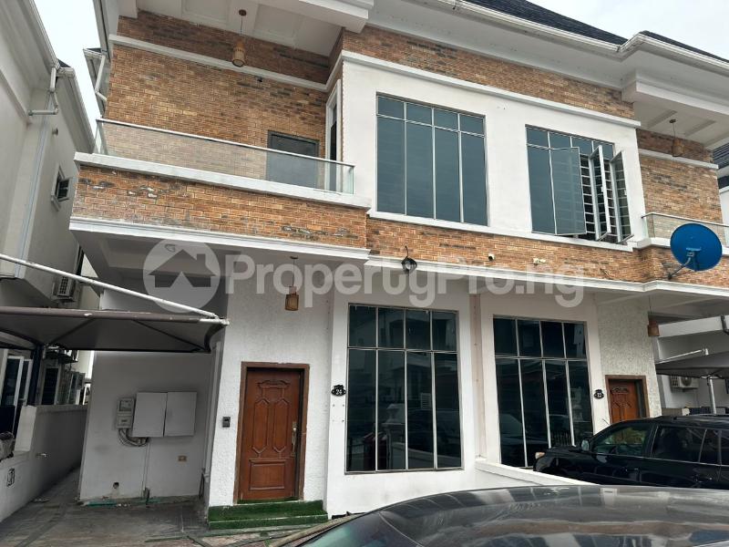 4 bedroom House for rent Angle View Estate chevron Lekki Lagos