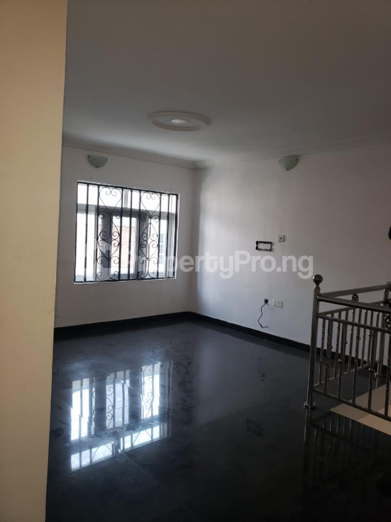 2 bedroom House for rent Lekki Phase 1 Lekki Lagos