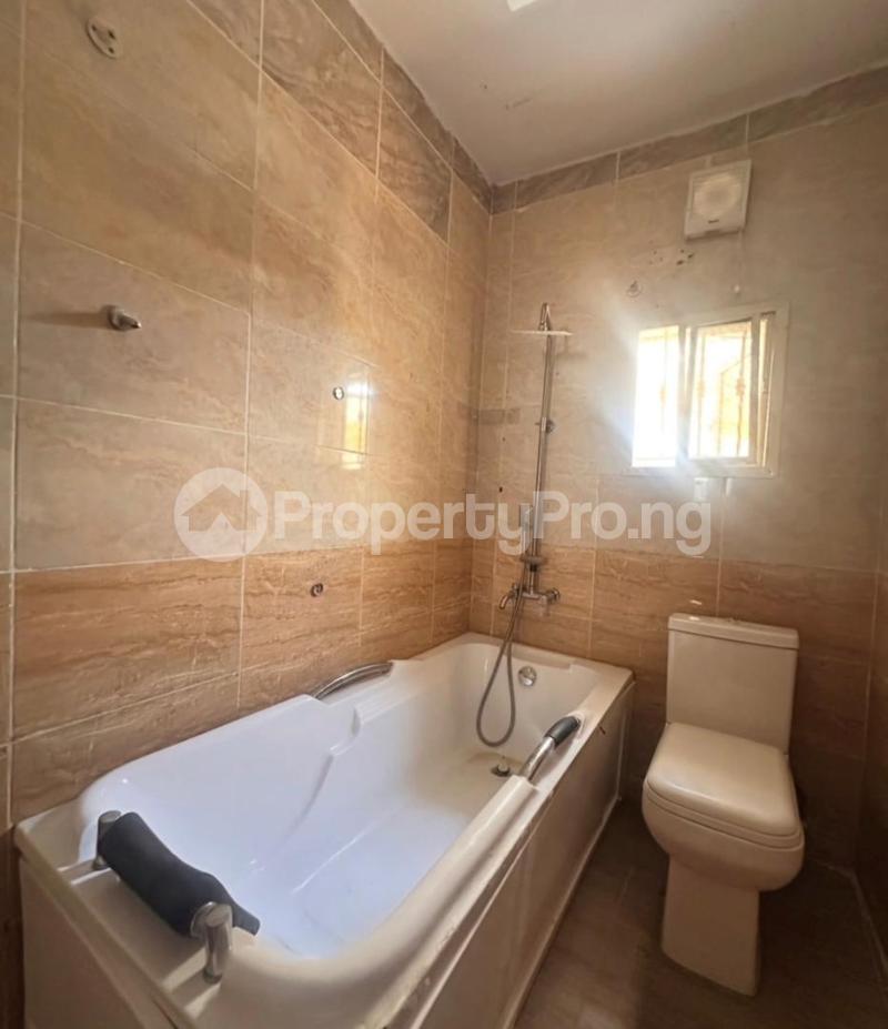 3 bedroom Flat / Apartment for rent Chevron Drive,lekki Lagos State. Chevron Drive Lekki Lagos