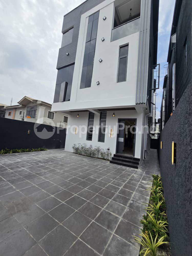 4 bedroom House for rent Lekki Phase 1, Lagos State. Lekki Phase 1 Lekki Lagos