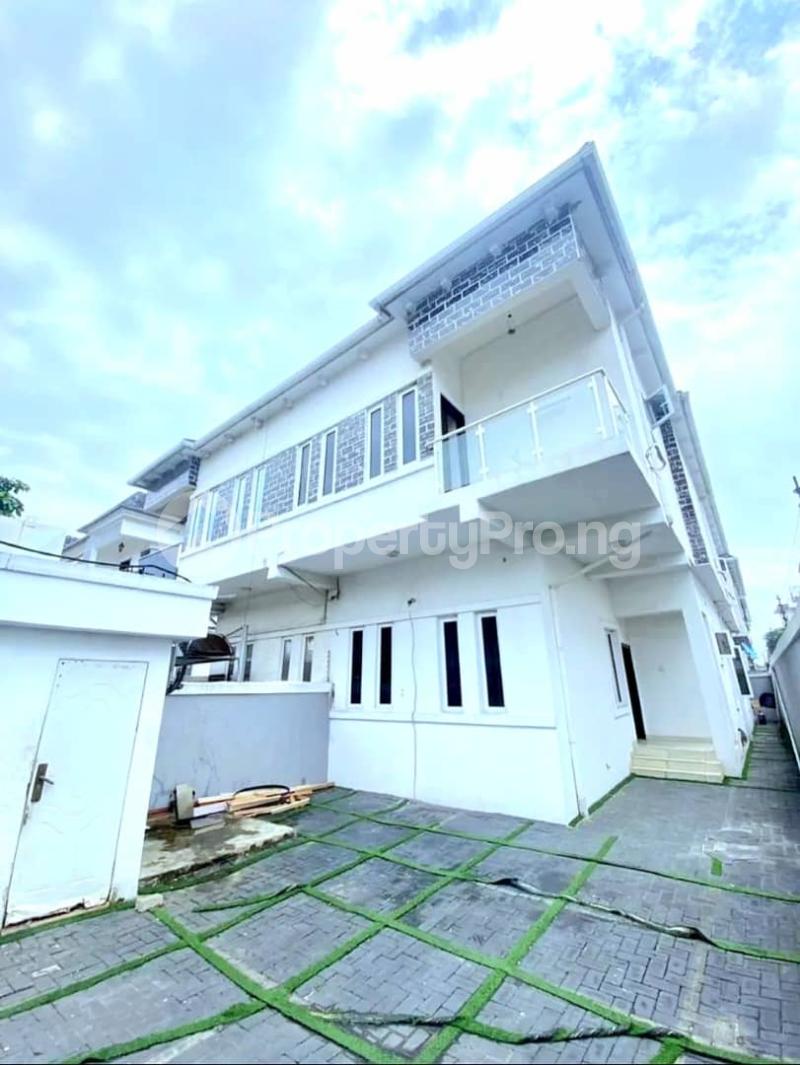 4 bedroom House for rent chevron Lekki Lagos