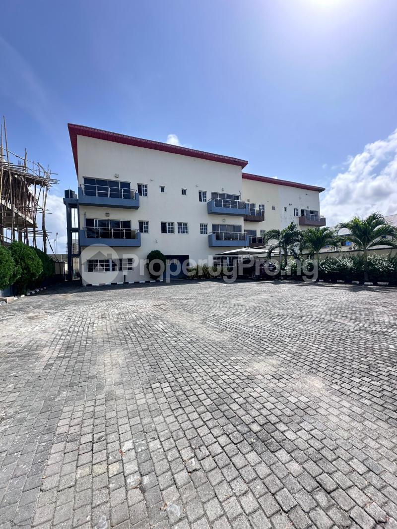 4 bedroom House for rent New Road Lekki Lagos