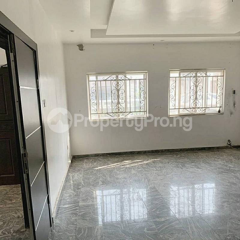 4 bedroom House for rent Covenant Estate ONIRU Victoria Island Lagos