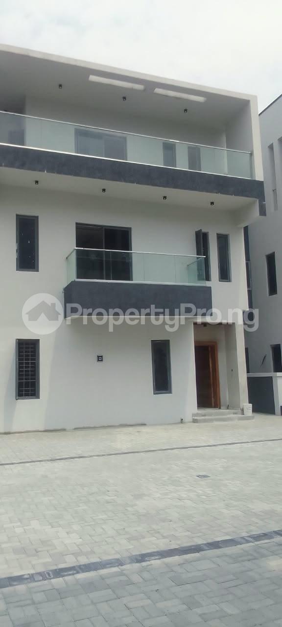 5 bedroom House for rent Ikate Lekki Lagos