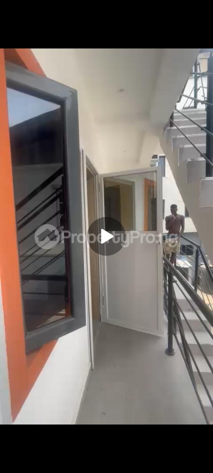 1 bedroom Flat / Apartment for rent Ologolo Lekki Lagos
