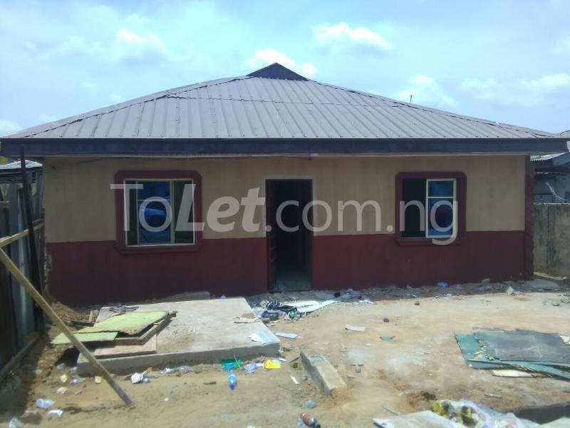 1 bedroom House for rent Dawodu Street Mafoluku Oshodi Lagos