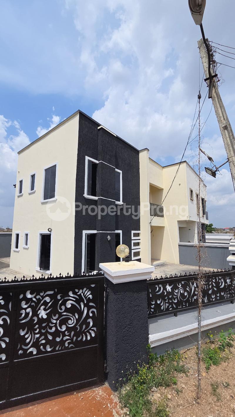 3 bedroom House for rent Calton Gate Estate, Akobo Ibadan Oyo