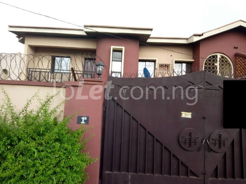 6 bedroom House for rent 1b Ibitayo Street Magodo Kosofe/Ikosi Lagos
