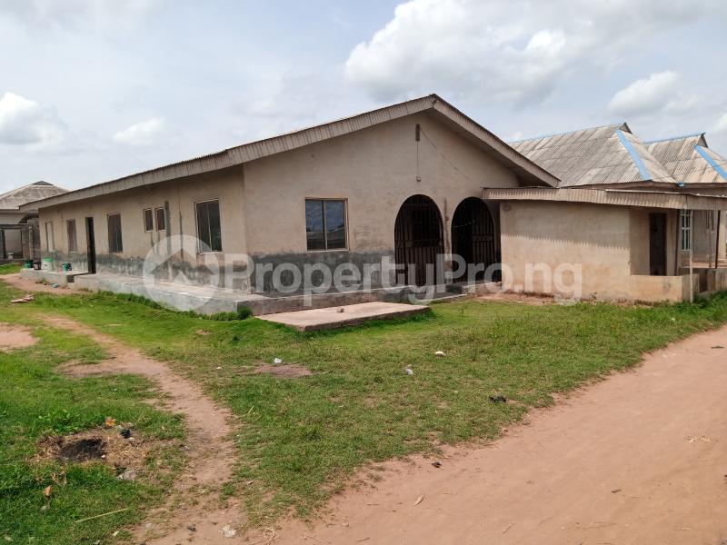 7 bedroom House for sale 19, Oko Osi Sabo Owode Yewa Yewa South Yewa Ogun - 0