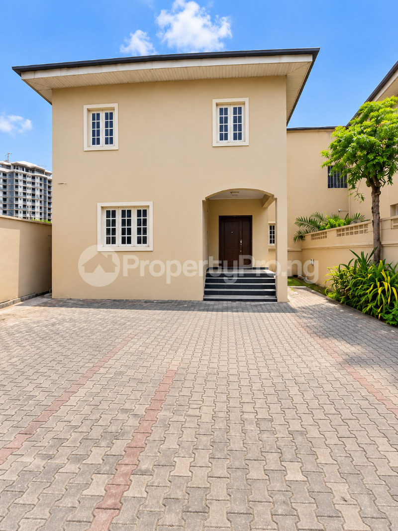 Commercial Property for rent Lekki Phase 1 Lekki Lagos